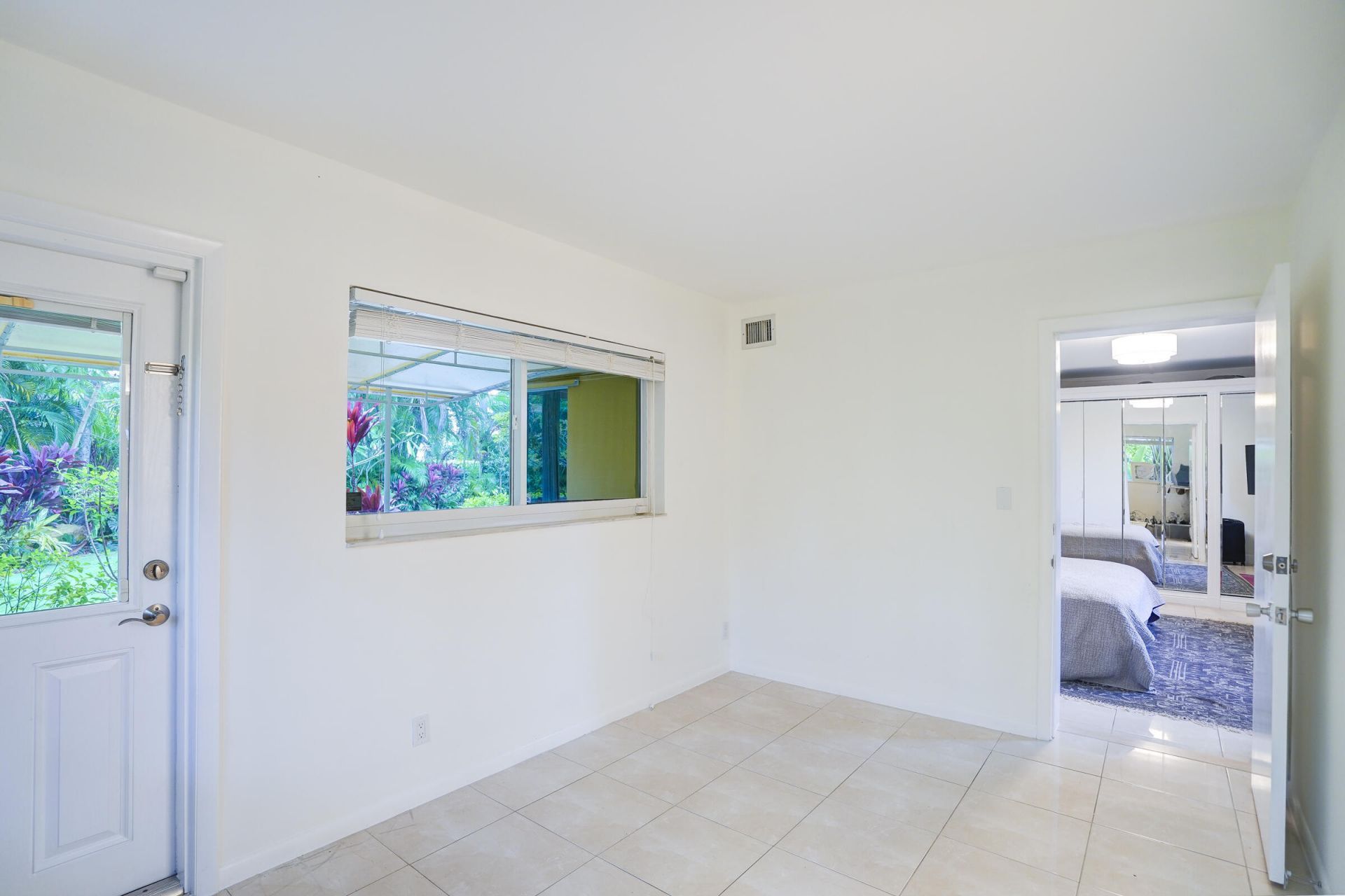 216 32nd Street, West Palm Beach, FL 33407 Photo