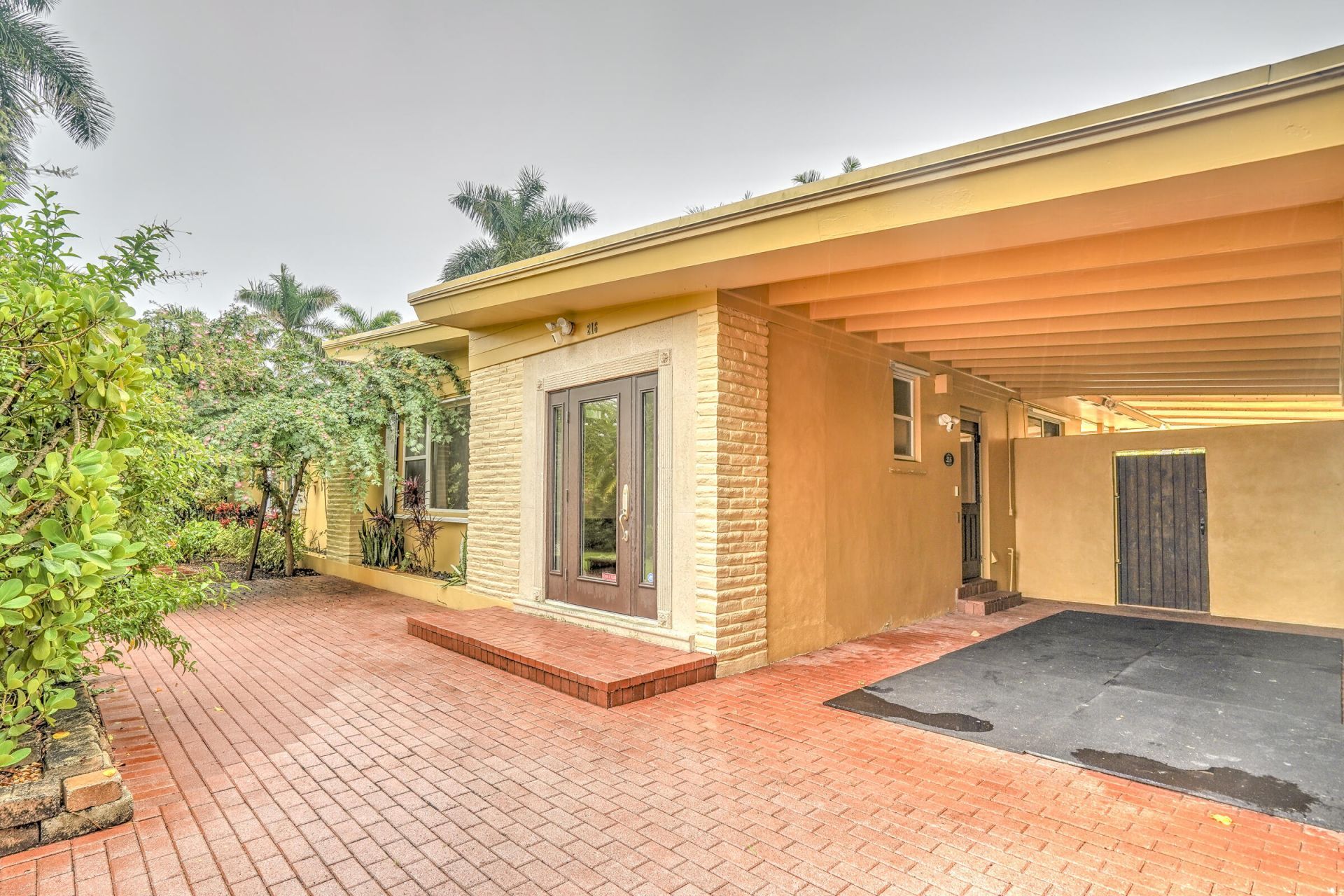 216 32nd Street, West Palm Beach, FL 33407 Photo