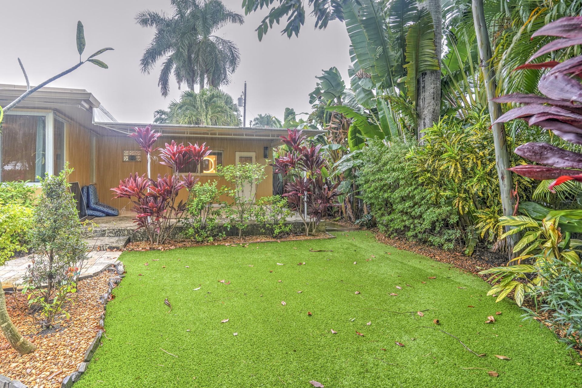 216 32nd Street, West Palm Beach, FL 33407 Photo