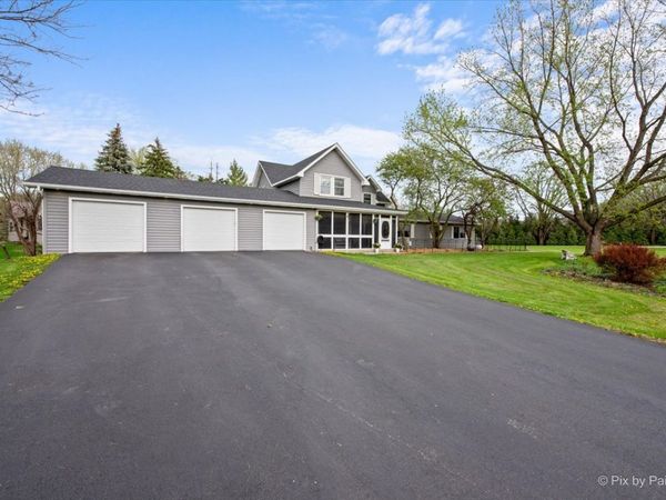 39W030 POPLAR Lane , St. Charles, IL 60175