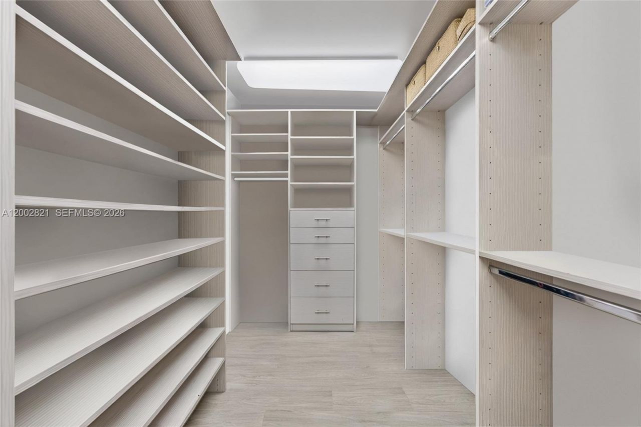 5757 Collins Ave, Unit 1104, Miami Beach, FL 33140 Photo