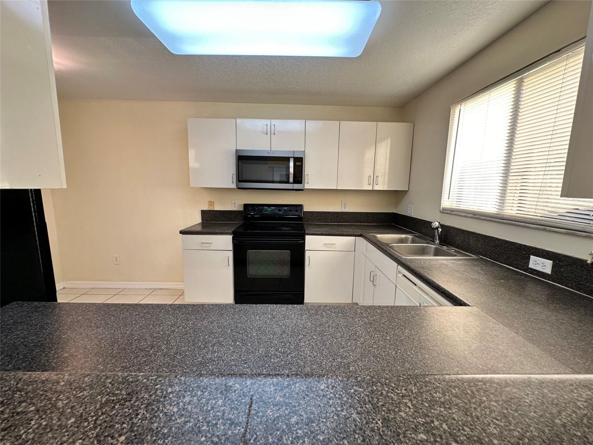 3345 NW 101st Avenue, Sunrise, FL 33351 Photo