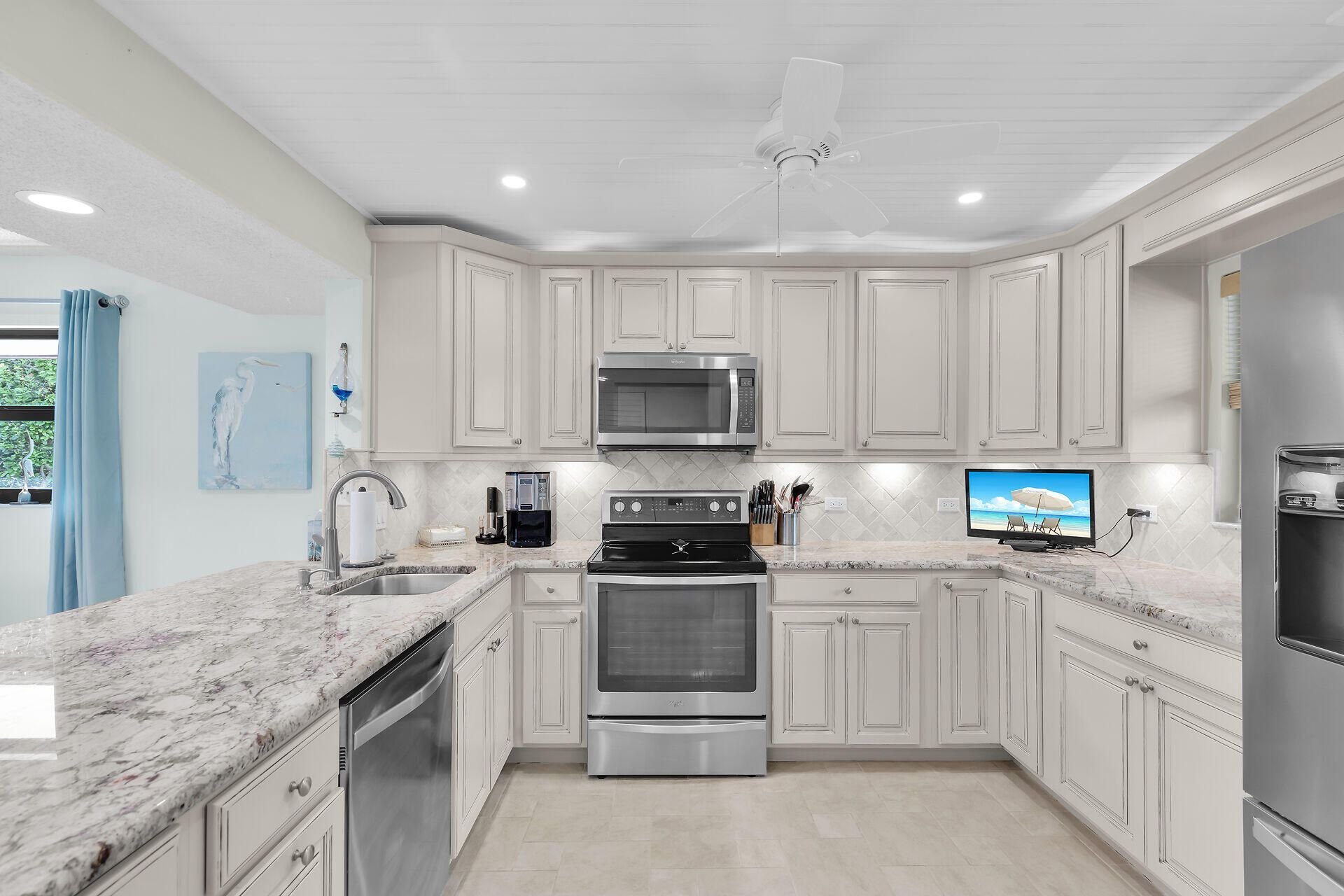 88181 Old Highway, Unit B3, Islamorada, FL 33036 Photo