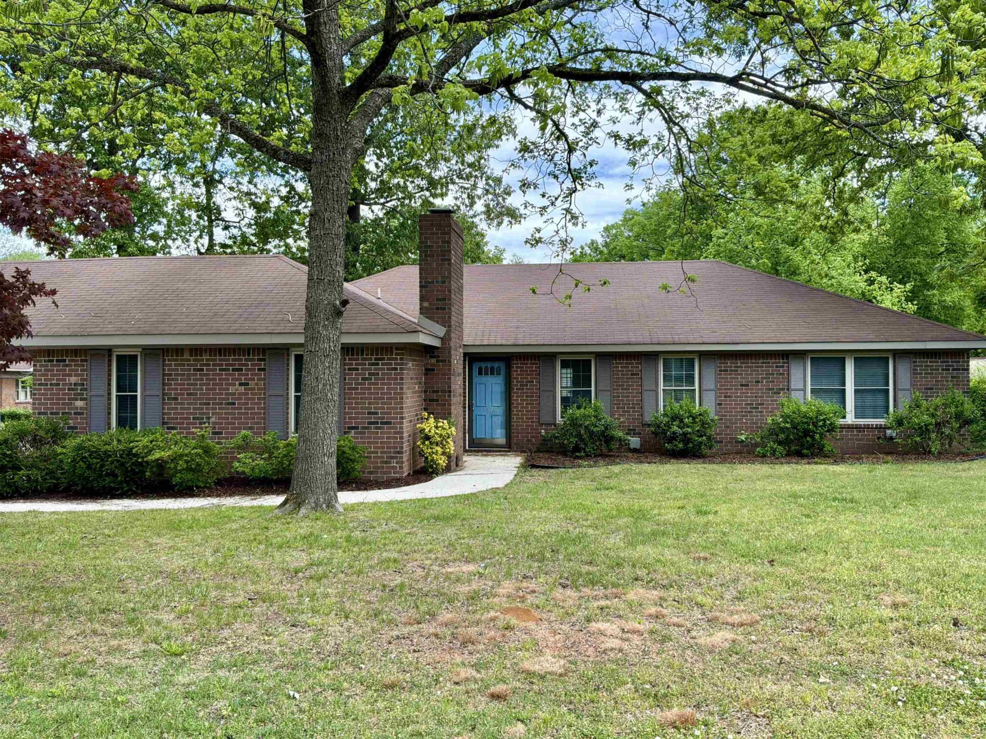 1618 Chisholm Rd, Florence, AL 35630 Main Photo