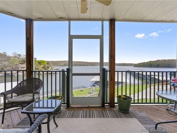 128 Park Place Lane, Unit 1A, Kaiser, MO 65047