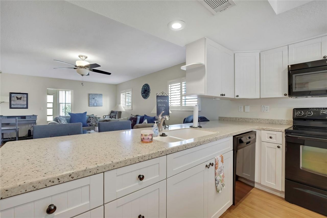 12245 Darwood Drive, Unit 12245, Hudson, FL 34667 Photo