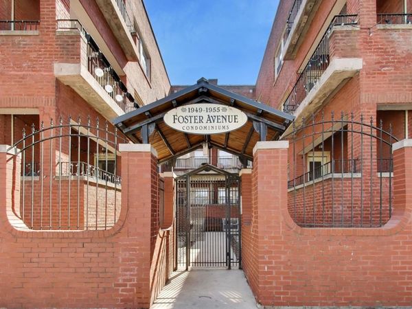 1953 W FOSTER Avenue , Unit 1, Chicago, IL 60640