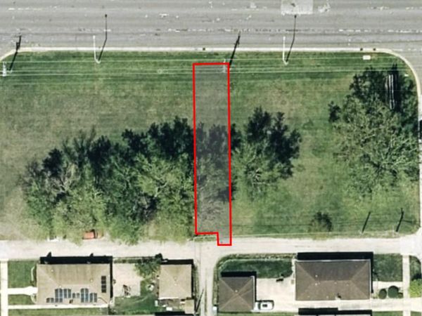 808 State Street , Calumet City, IL 60409