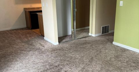 400 S Saliman Road, Unit APT 14, Carson City, NV 89701 Photo