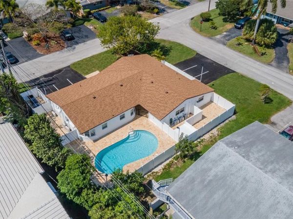 5122 NE 19th Avenue, Unit 4, Fort Lauderdale, FL 33308