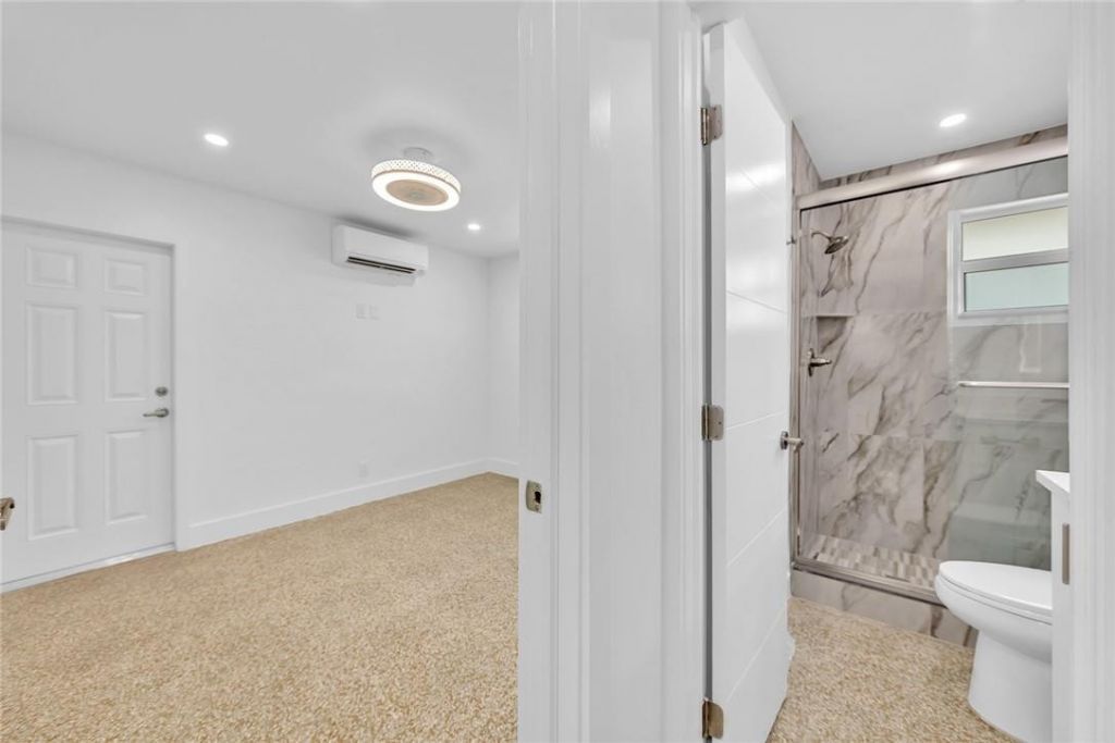 5122 NE 19th Avenue, Unit 4, Fort Lauderdale, FL 33308 Photo