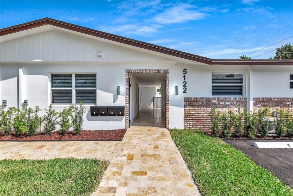 5122 NE 19th Avenue, Unit 4, Fort Lauderdale, FL 33308 Photo