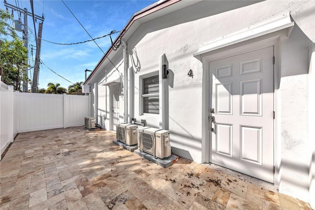 5122 NE 19th Avenue, Unit 4, Fort Lauderdale, FL 33308 Photo