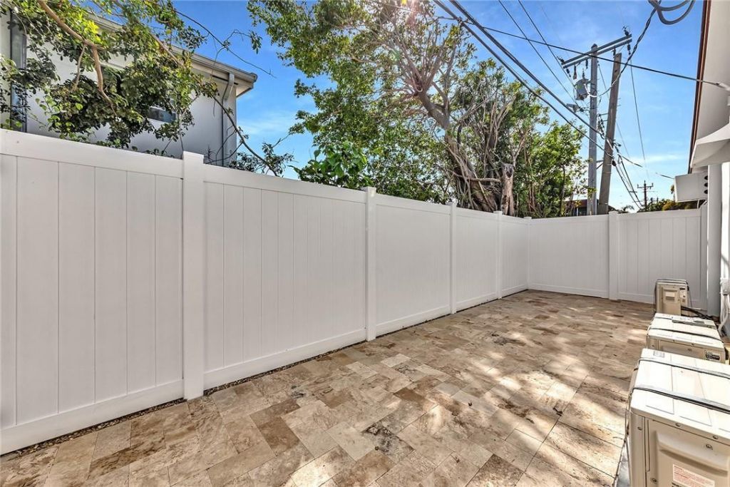 5122 NE 19th Avenue, Unit 4, Fort Lauderdale, FL 33308 Photo