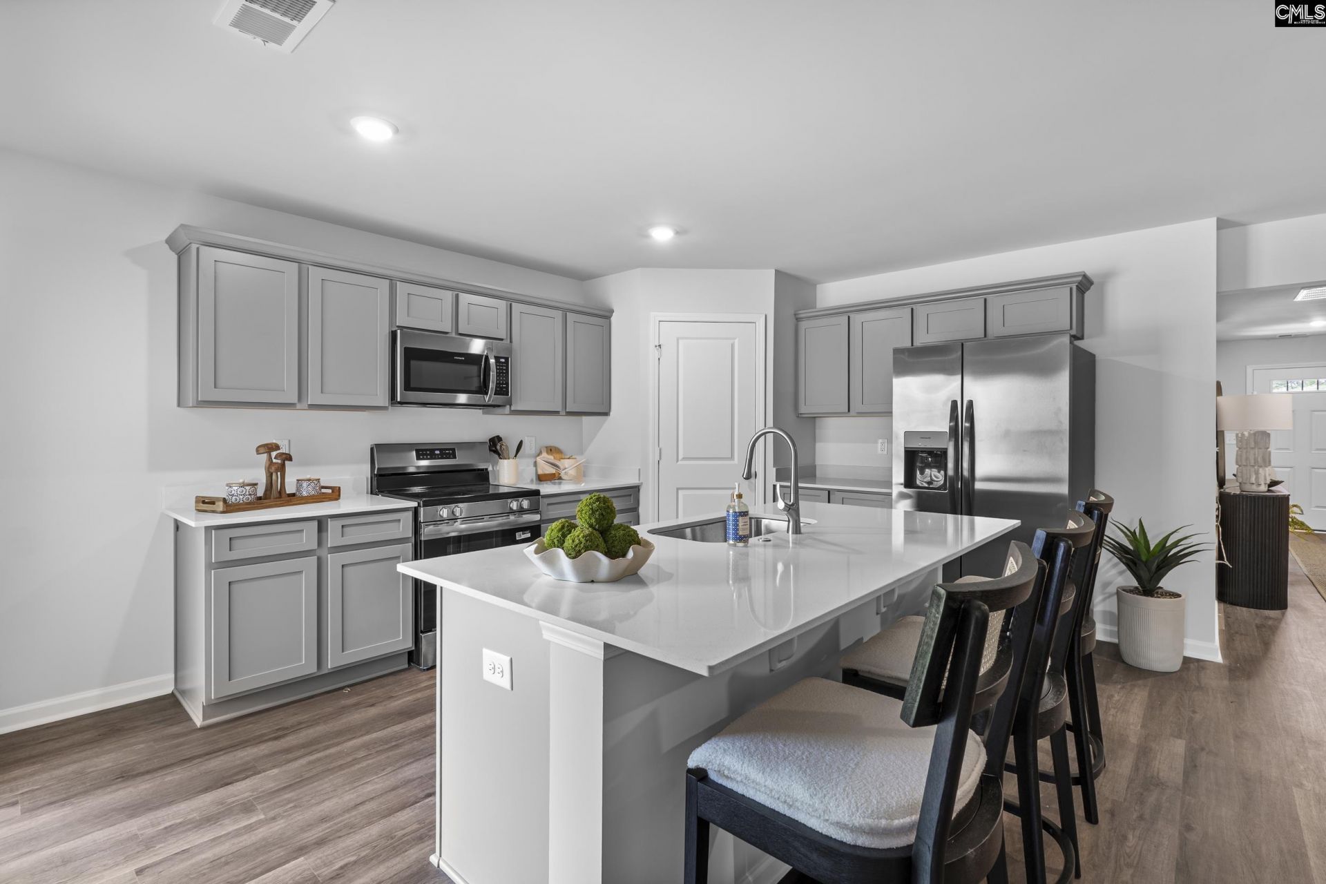 150 Cape Horn Drive Photo 6