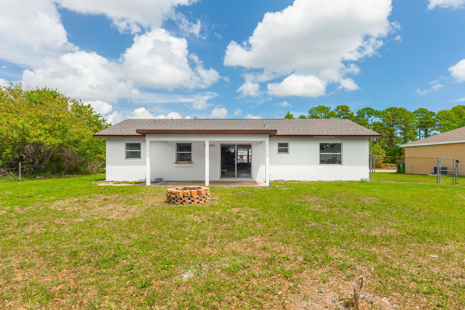 550 SW Prima Vista Boulevard, Port Saint Lucie, FL 34983 Photo