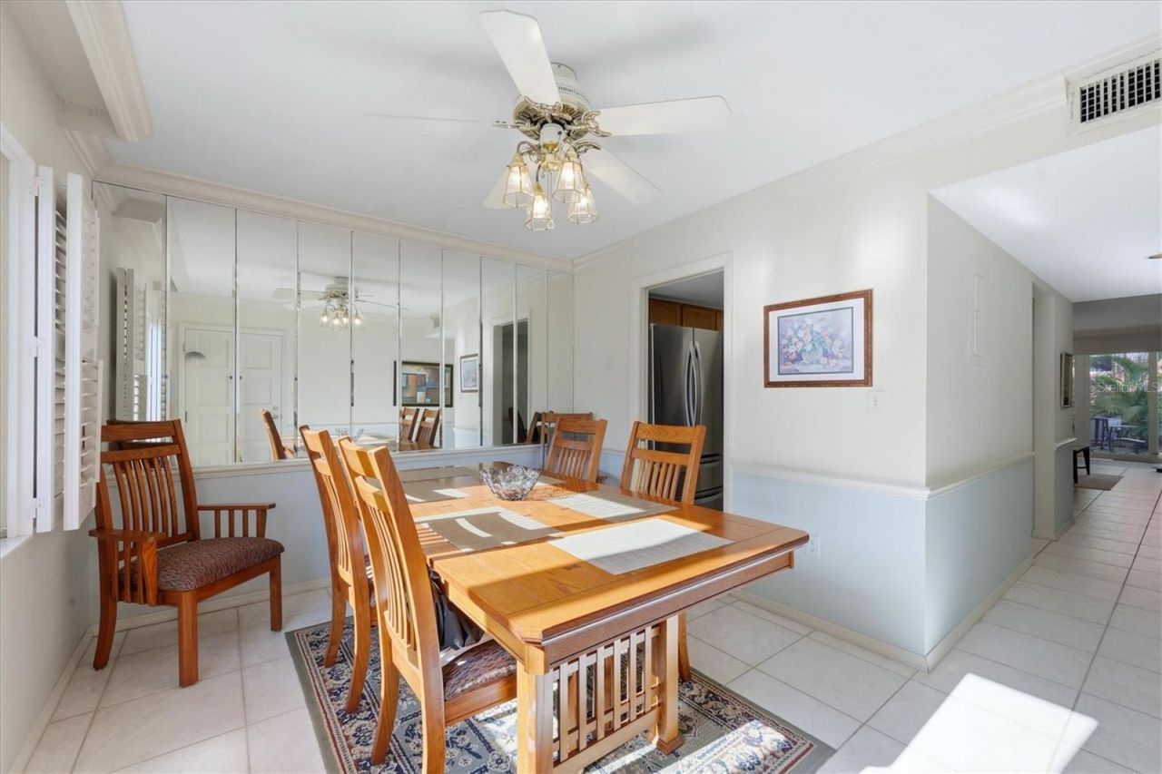 260 Santa Maria Street, Unit 105, Venice, FL 34285 Photo