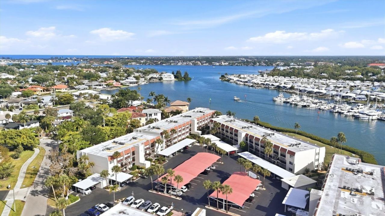 260 Santa Maria Street, Unit 105, Venice, FL 34285 Photo