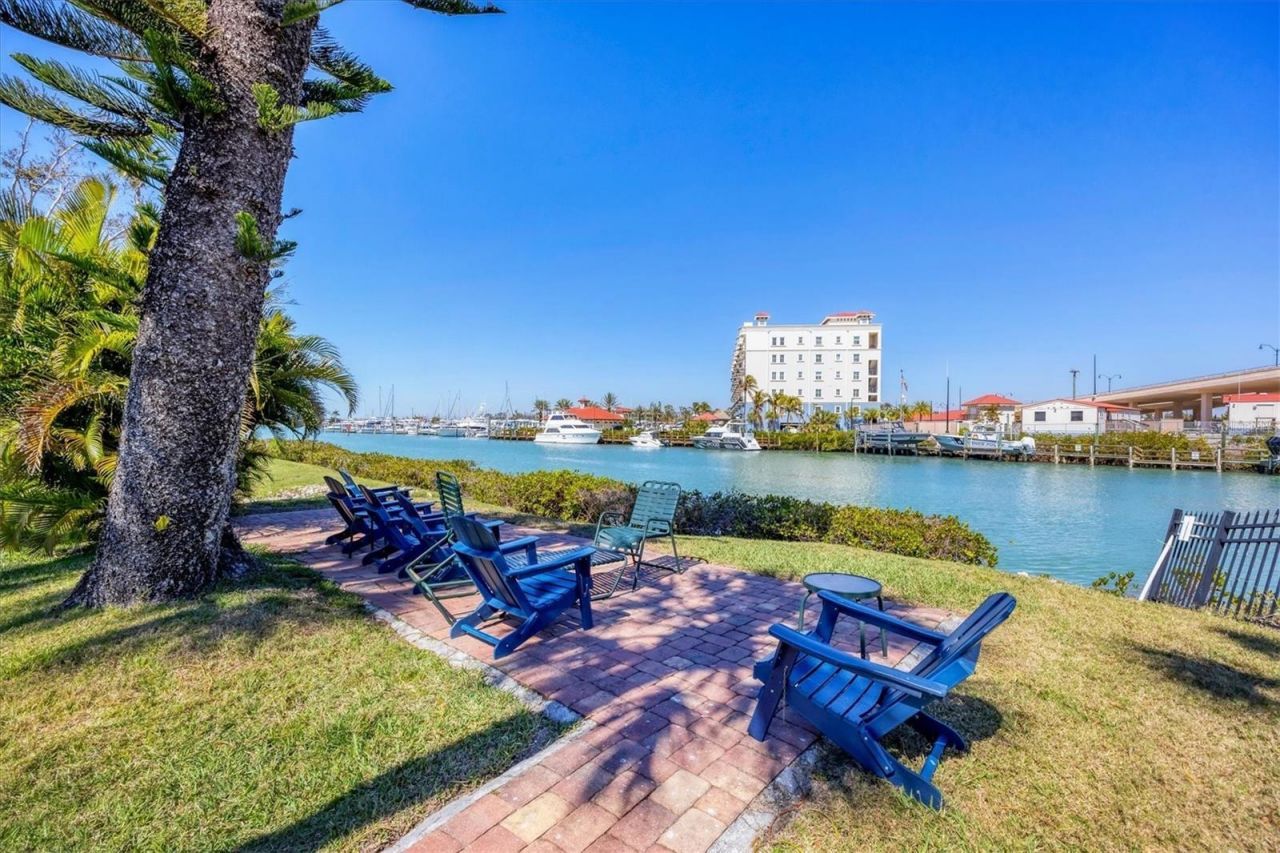 260 Santa Maria Street, Unit 105, Venice, FL 34285 Photo