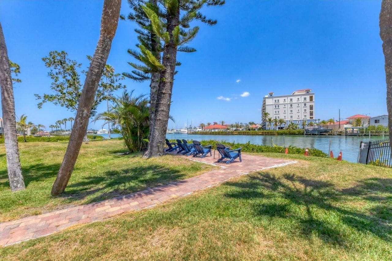 260 Santa Maria Street, Unit 105, Venice, FL 34285 Photo