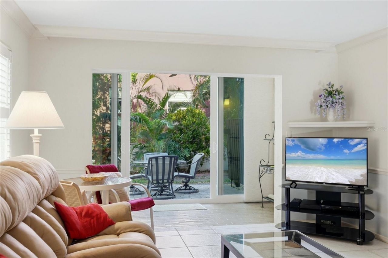 260 Santa Maria Street, Unit 105, Venice, FL 34285 Photo