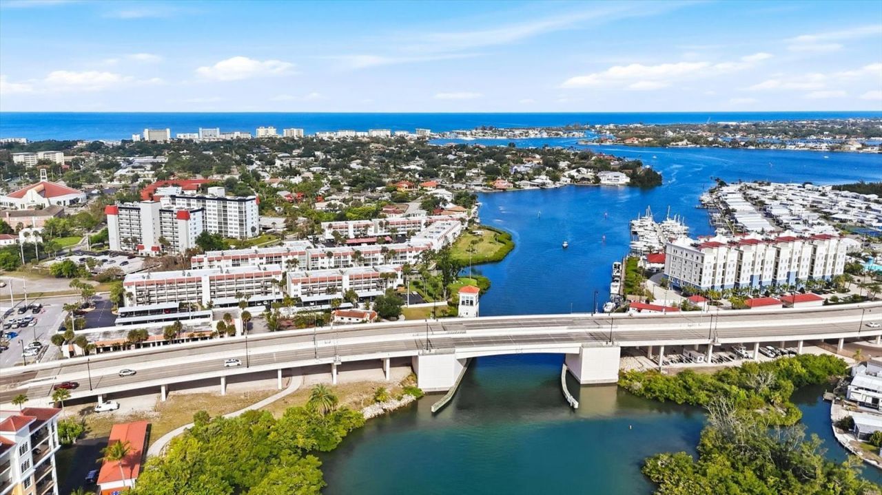 260 Santa Maria Street, Unit 105, Venice, FL 34285 Photo