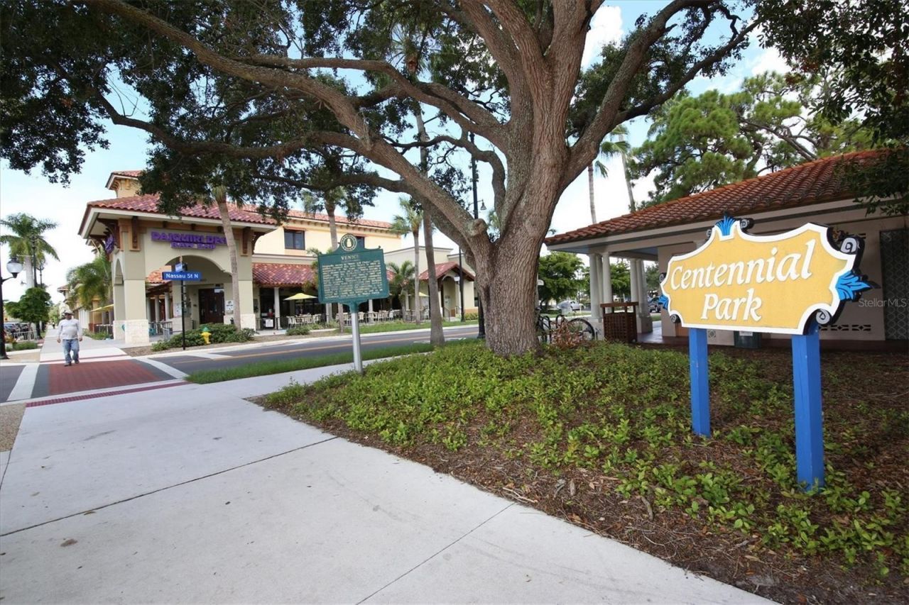 260 Santa Maria Street, Unit 105, Venice, FL 34285 Photo