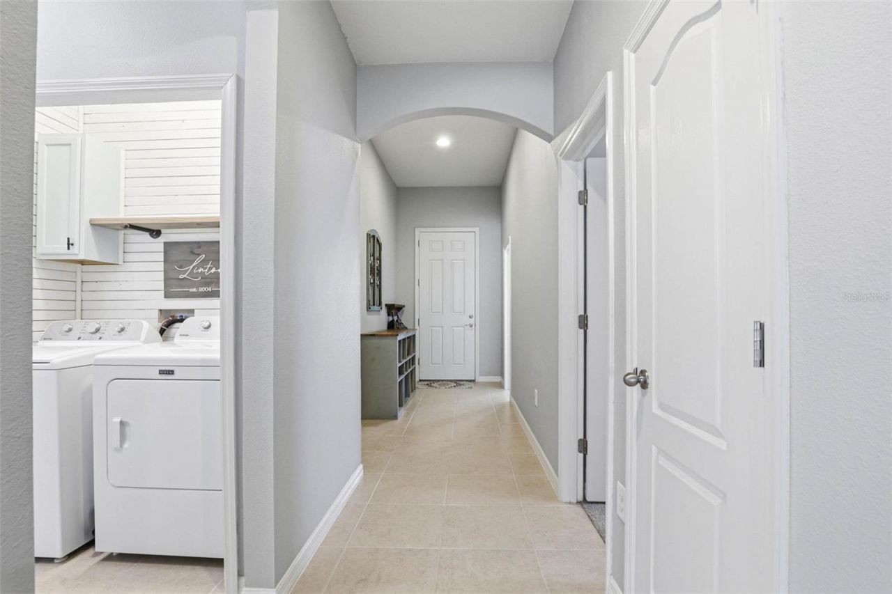 11218 Spring Point Circle , Riverview, FL 33579 Photo