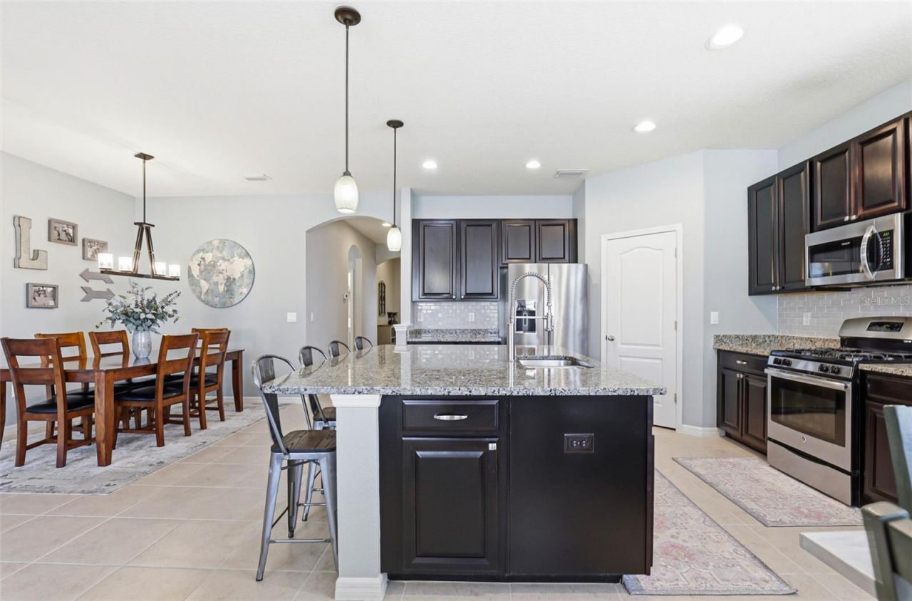 11218 Spring Point Circle , Riverview, FL 33579 Photo