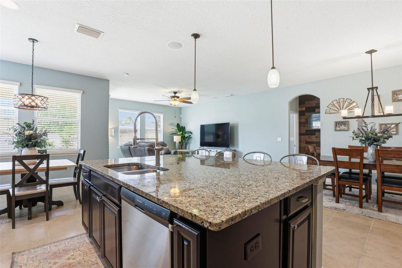 11218 Spring Point Circle , Riverview, FL 33579 Photo