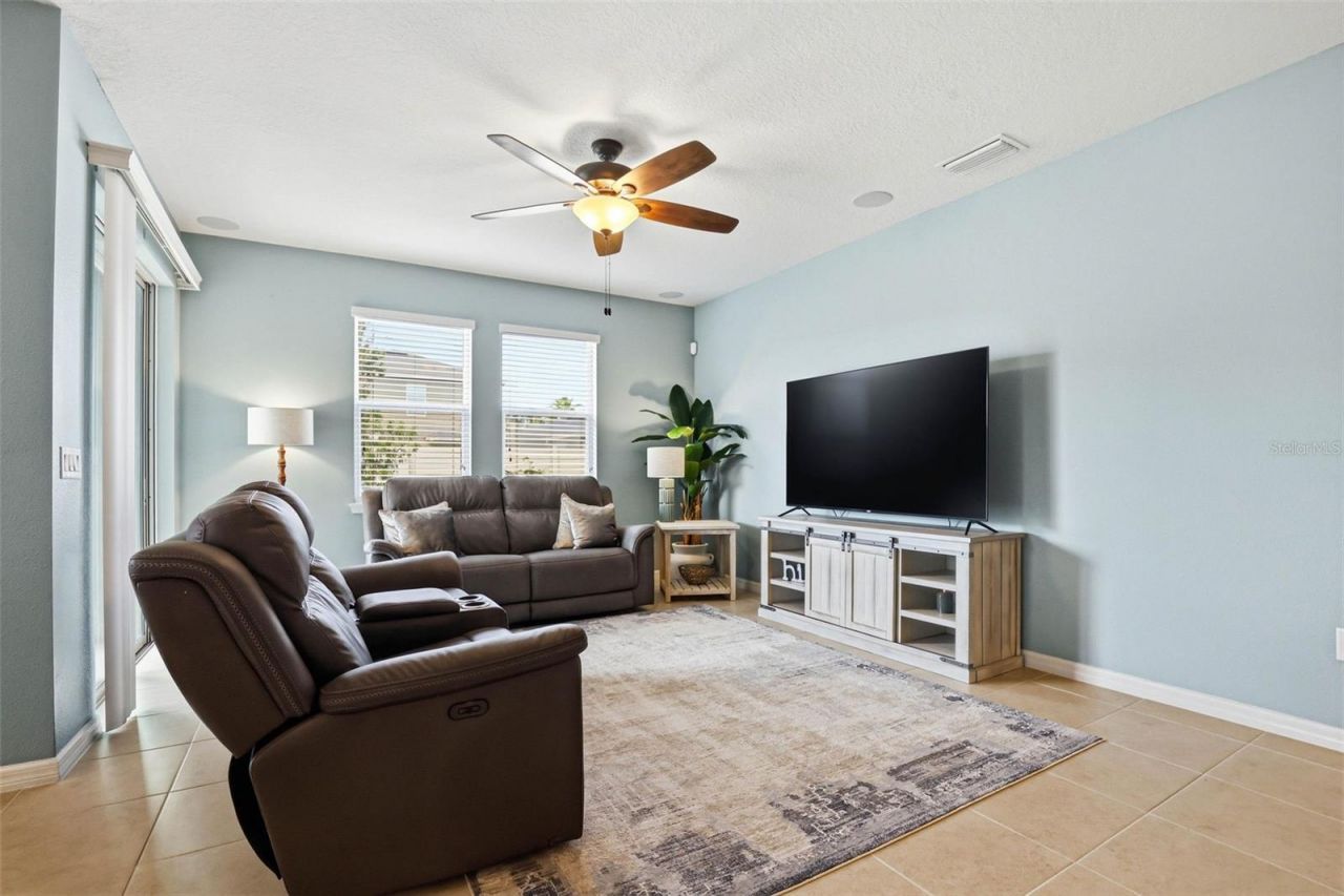 11218 Spring Point Circle , Riverview, FL 33579 Photo