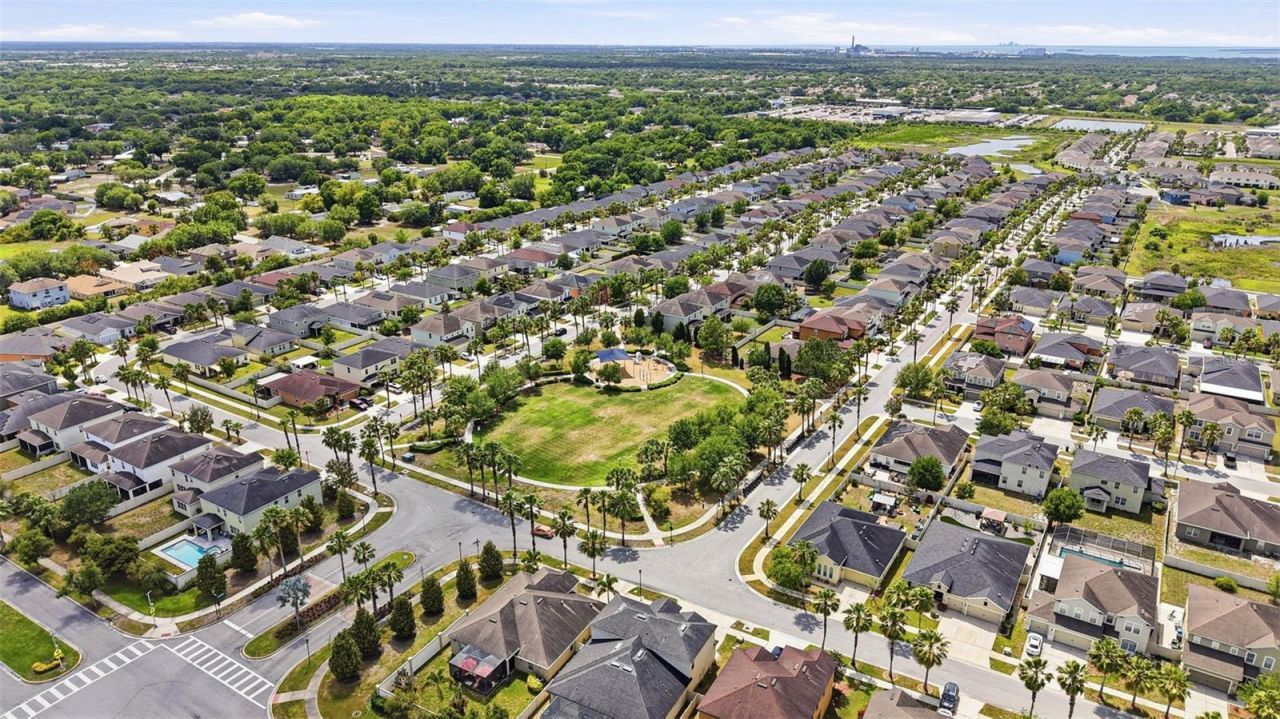 11218 Spring Point Circle , Riverview, FL 33579 Photo