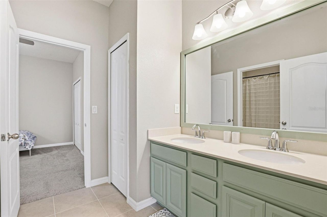 11218 Spring Point Circle , Riverview, FL 33579 Photo