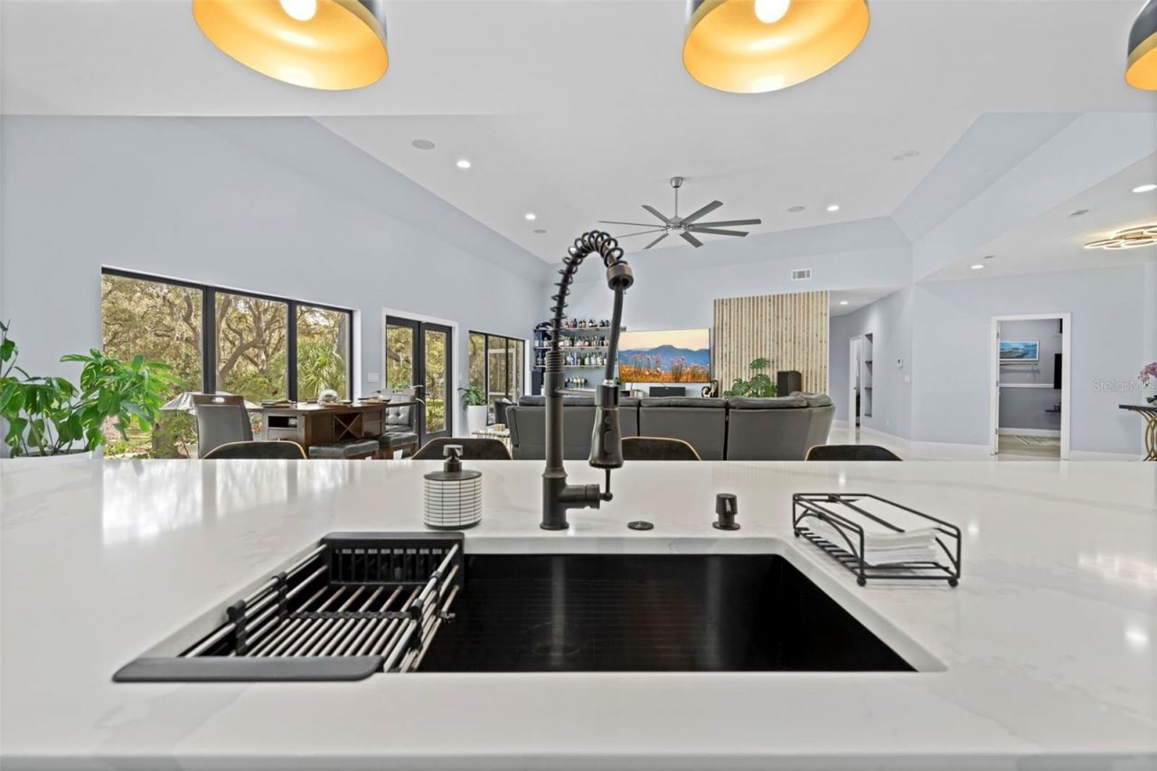 161 W Chase Street , Hernando, FL 34442 Photo