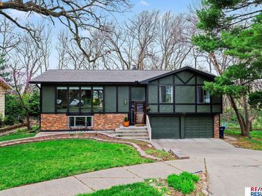 212 Merwood Street , Bellevue, NE 68005