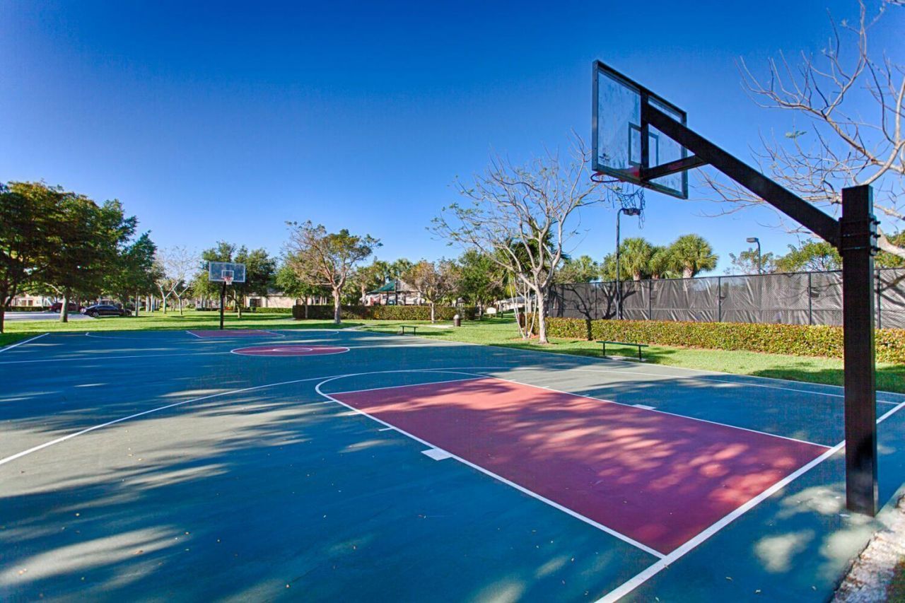 7683 Jewelwood Drive, Boynton Beach, FL 33437 Photo