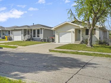 5430 W Cleveland Avenue , Lincoln, NE 68524