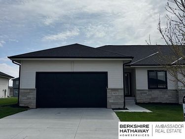 5421 N 209th Street, Elkhorn, NE 68022