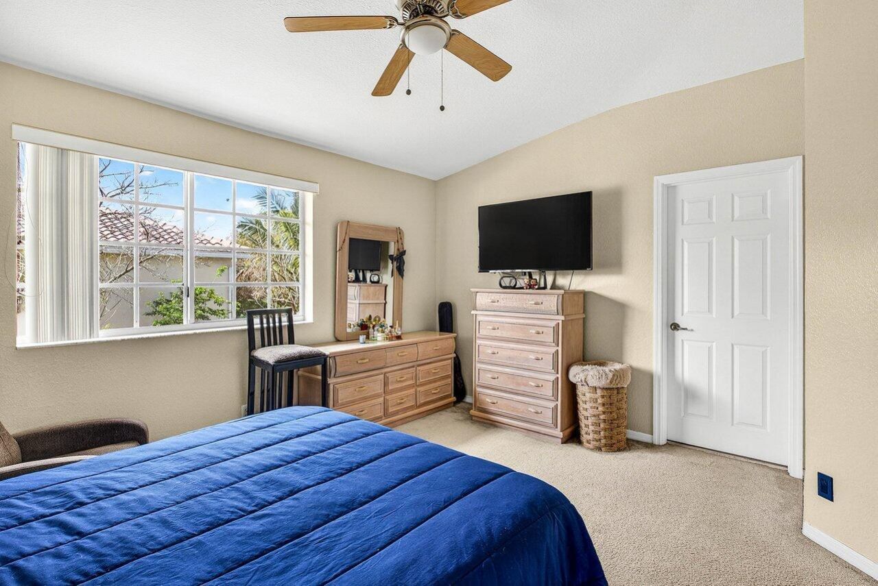 9090 NW 40th Place, Sunrise, FL 33351 Photo