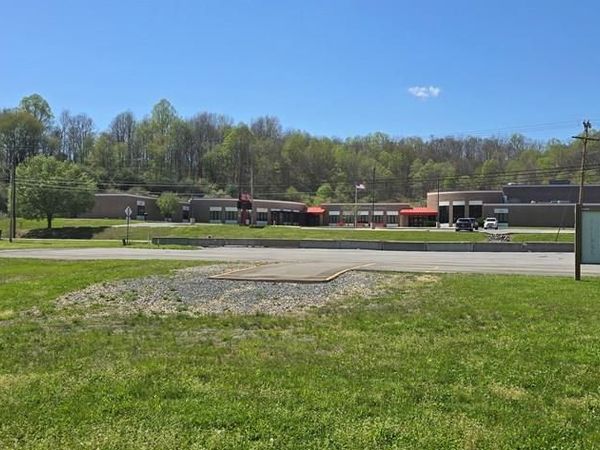 664 Coal River Road, GLEN DANIEL, WV 25844