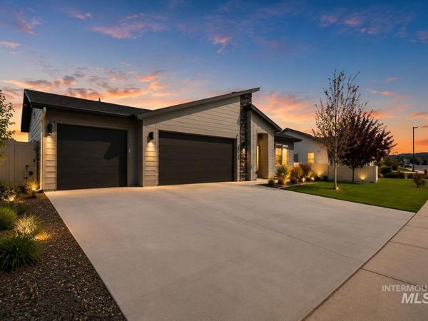 5056 W Sands Basin Dr., Meridian, ID 83646