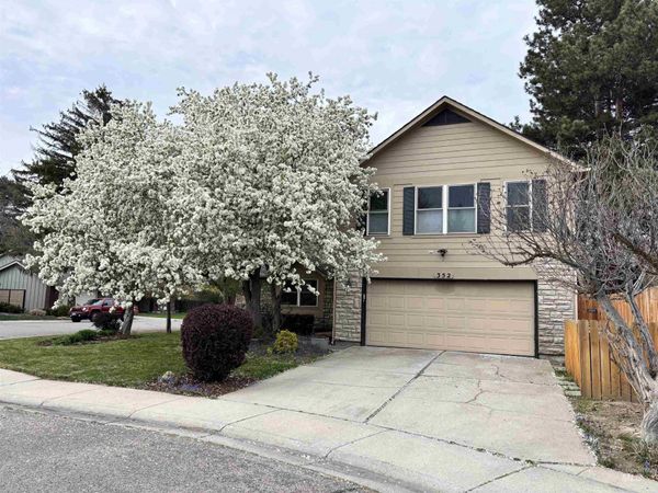 352 W Greensboro Ct, Boise, ID 83706