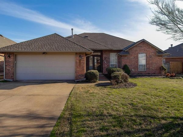1840 Camden Way, Edmond, OK 73013