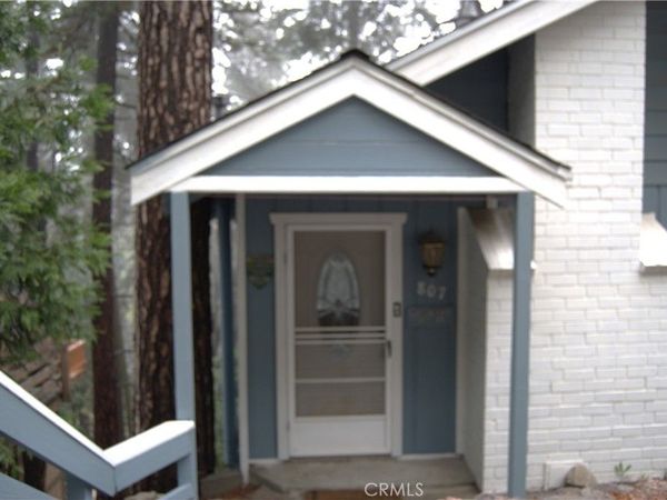 807 Sierra Vista, Twin Peaks, CA 92391