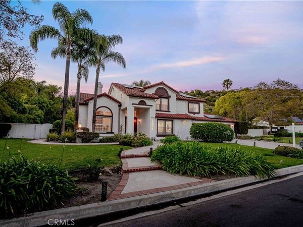 13049 Sunny Lane, Santa Rosa, CA 93012