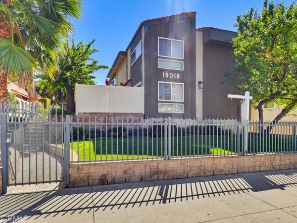 19018 Sherman Way, Unit 110, Reseda, CA 91335
