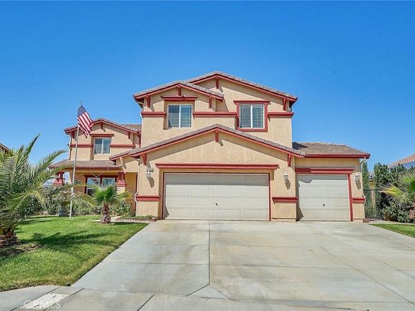 43521 Blossom, Lancaster, CA 93536