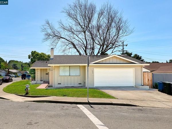 242 College Ave, Vallejo, CA 94589