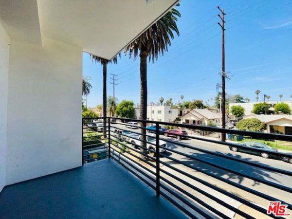 14612 Calvert Street, Unit 202, Van Nuys, CA 91411