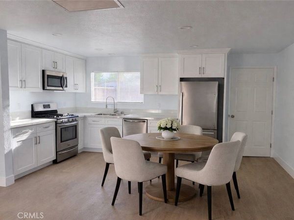 38527 Pond, Palmdale, CA 93550